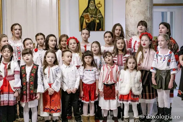 Colinde la Mitropolia Moldovei și Bucovinei — fotografia 3